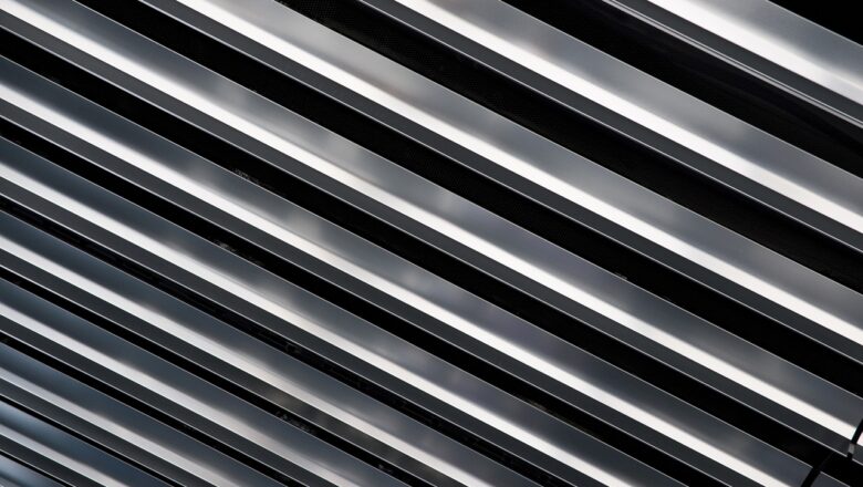 Практично решение за дома с навес сандвич панел за тераса